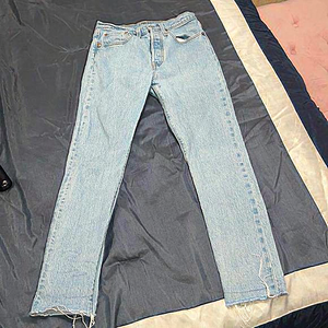 Levi's Light Blue Straight-Leg Women’s Jeans